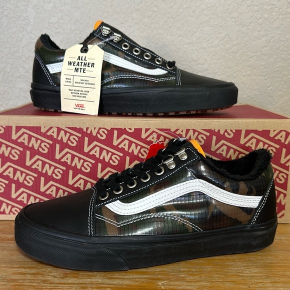 Vans Old skool Mte Black Camo all weather men’s size 7 or women’s size 8.5